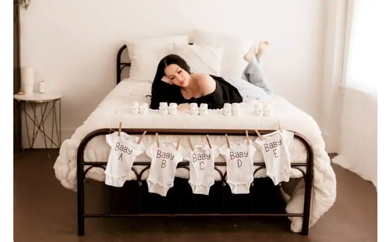 Дөрвөн ихэр бүсгүй таван ихэр хүүхэд төрүүлжээ